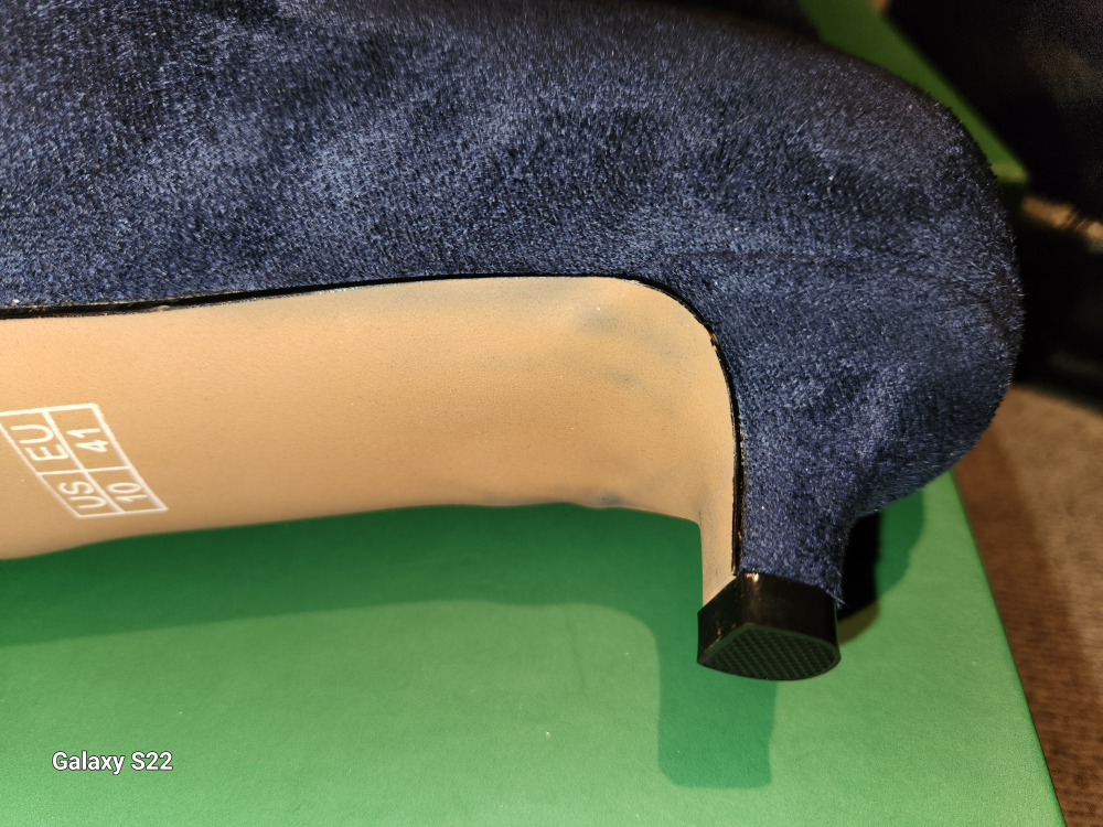 Castamere Navy Blue Suede Heels - Size 10 - photo 4