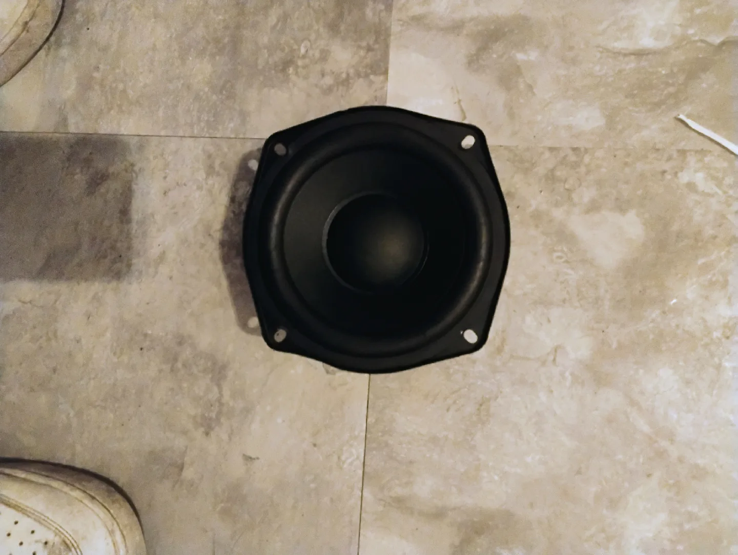 Black Speaker image indicator(3)