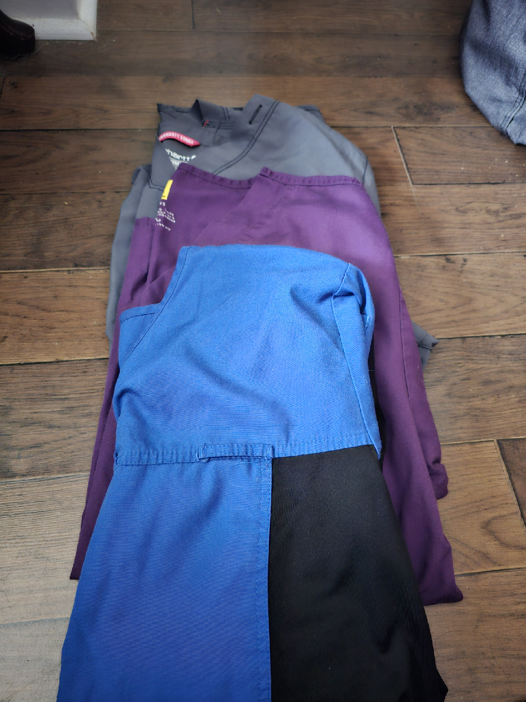 Mixed Lot of Scrubs - Various Colours and Patterns - photo 3