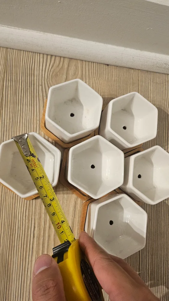 Mini planters with drainage hole image indicator(2)
