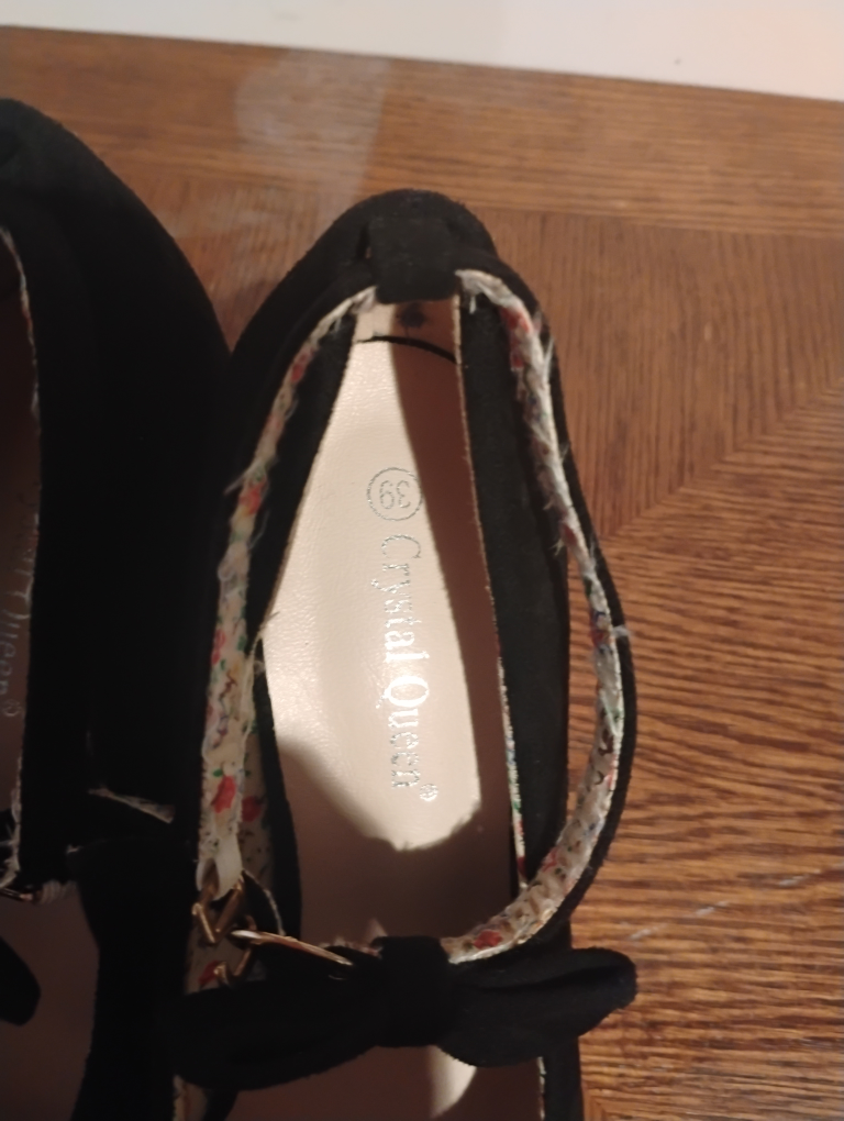 Crystal Queen Black Heels Size 39 - photo 2