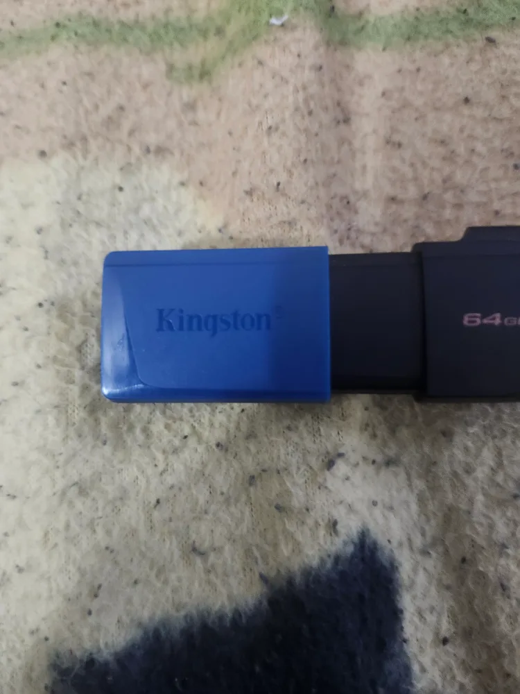 Kingston 64GB USB Flash Drive thumbnail