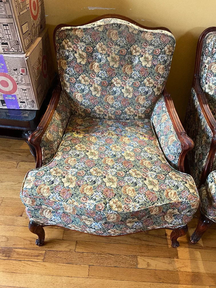 Antique Couch and Chairs image indicator(7)