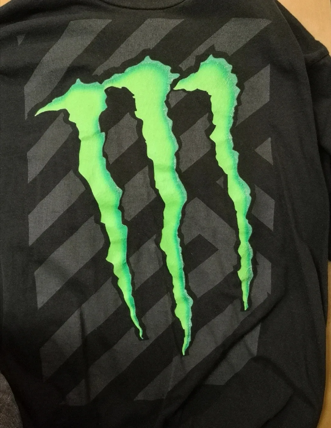 New Monster Energy M-Claw T-Shirt image indicator(4)