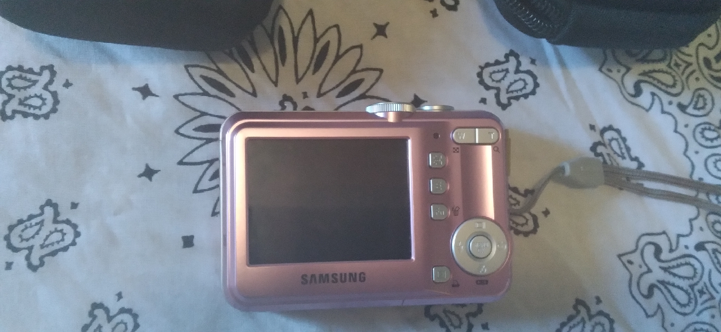 Samsung S760 Pink Digital Camera - photo 2