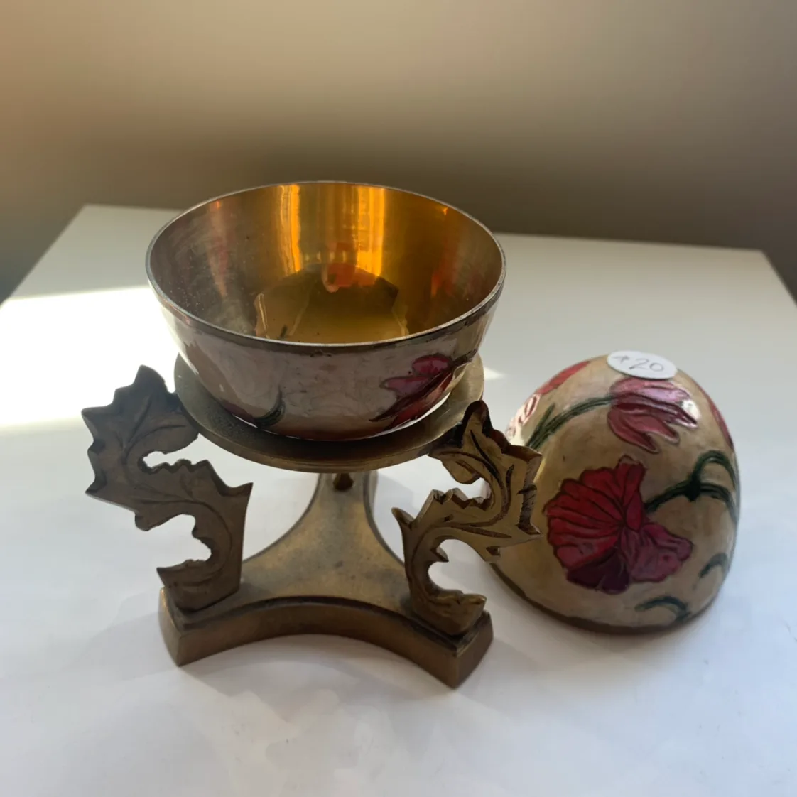 Brass decorative egg/trinket storage image indicator(2)