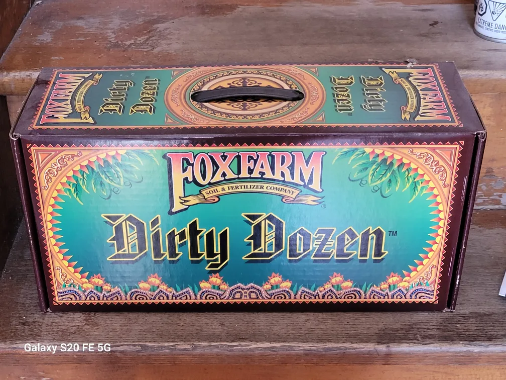 FoxFarm Dirty Dozen Soil & Fertilizer thumbnail