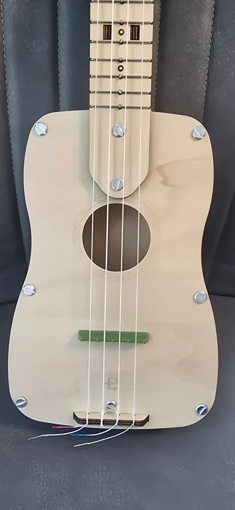 KiwiCo Ukulele image indicator(6)