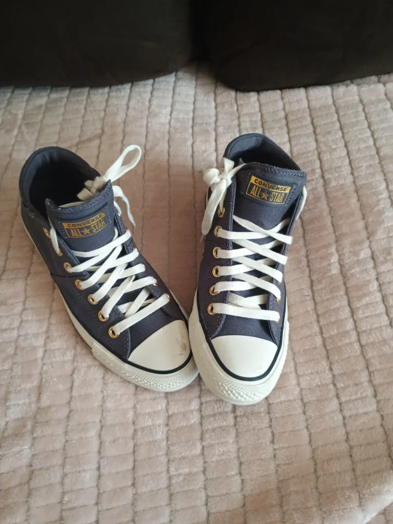 Converse All Star Sneakers thumbnail