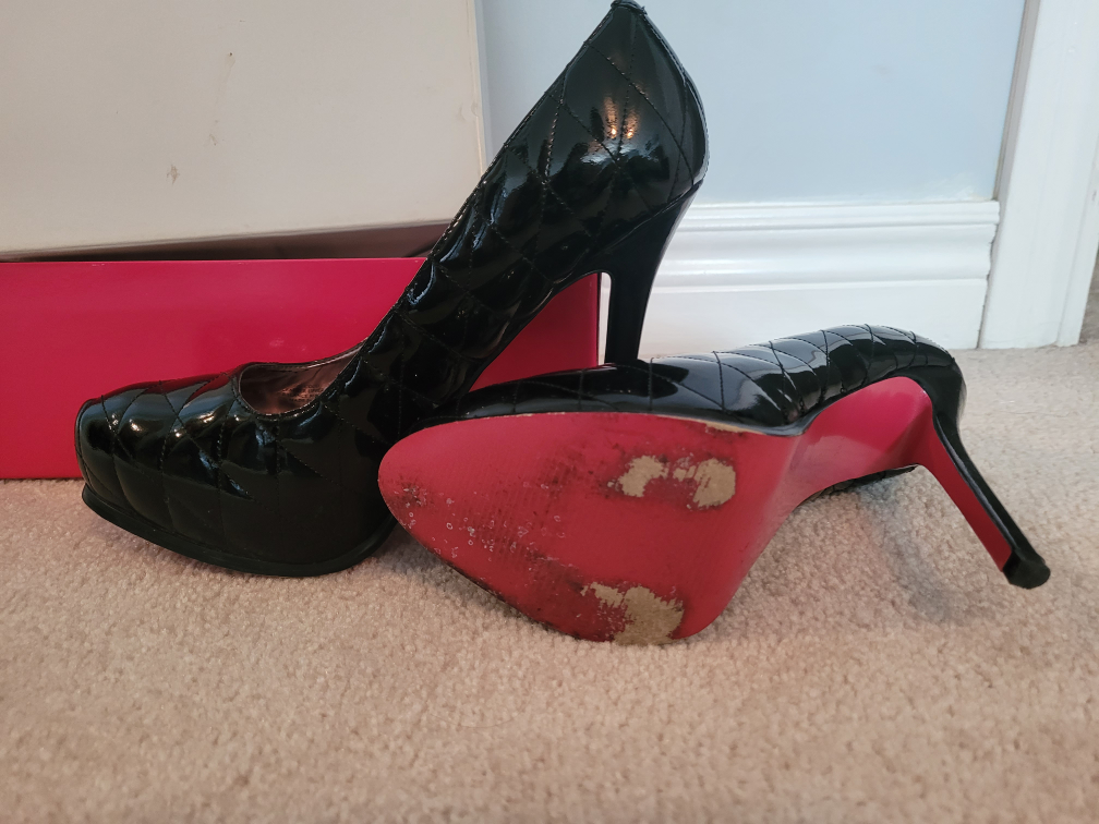 Paris Hilton Coco Quilted Black Patent Leather Heels sz 7.5 - photo 2