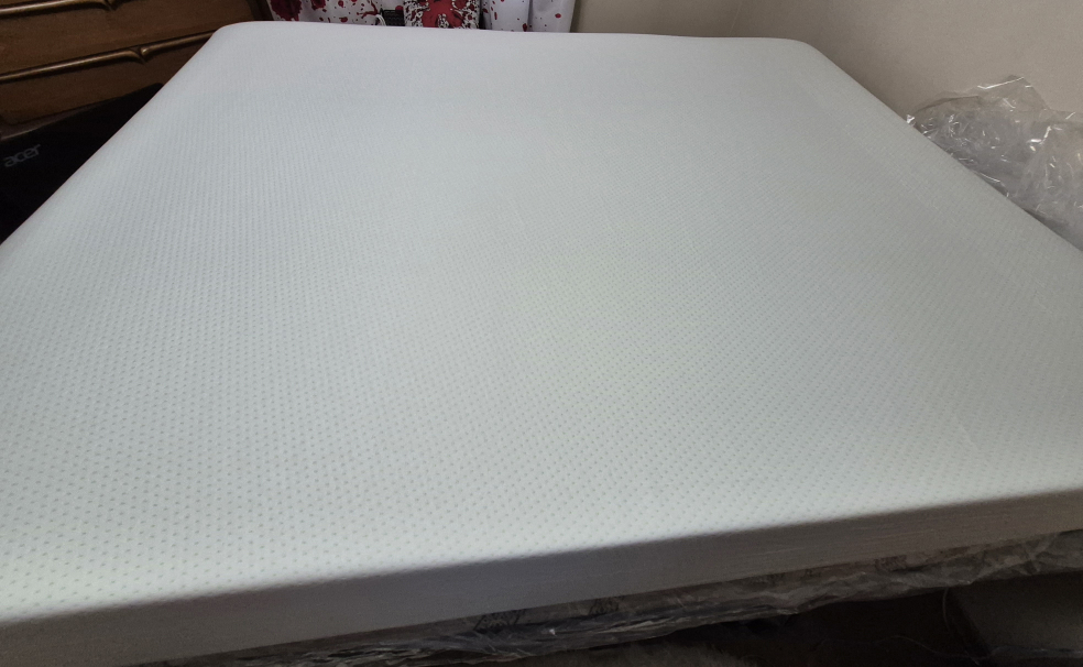 Med Firm Queen Mattress - 12 Inch Memory Foam Mattress - NEW - photo 3