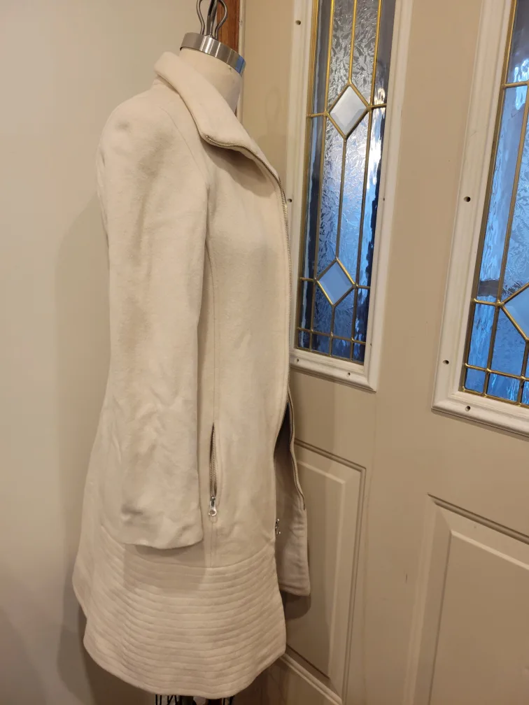 Women's Wool Size 8 Jacket image indicator(2)