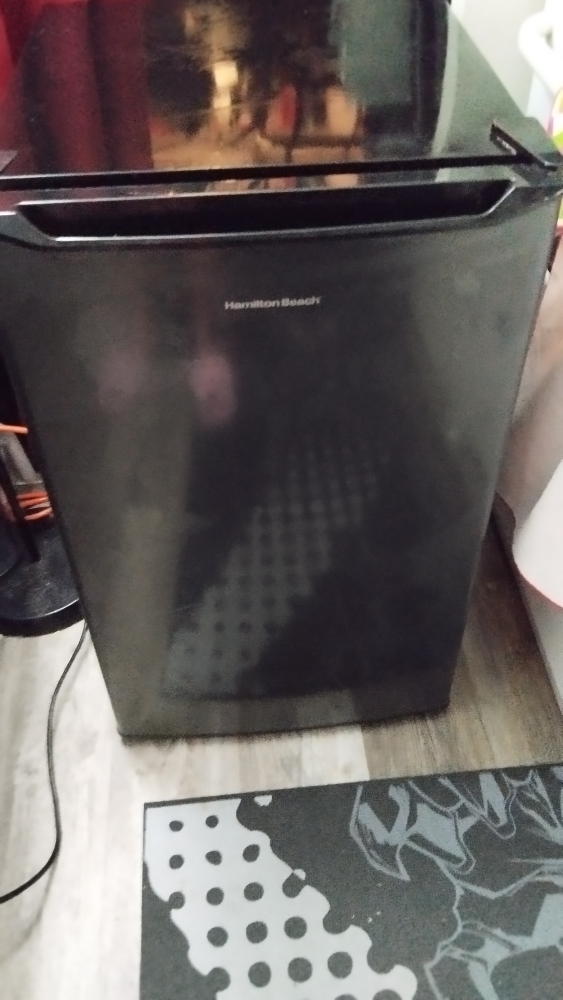 Hamilton Beach Compact Fridge - Black