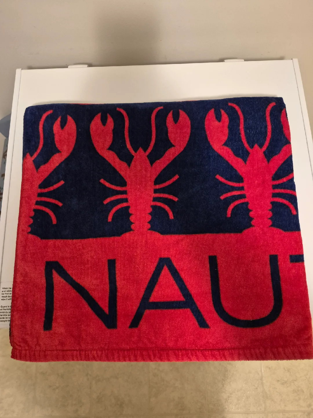 Nautica Lobster Print Bath Towel image indicator(4)
