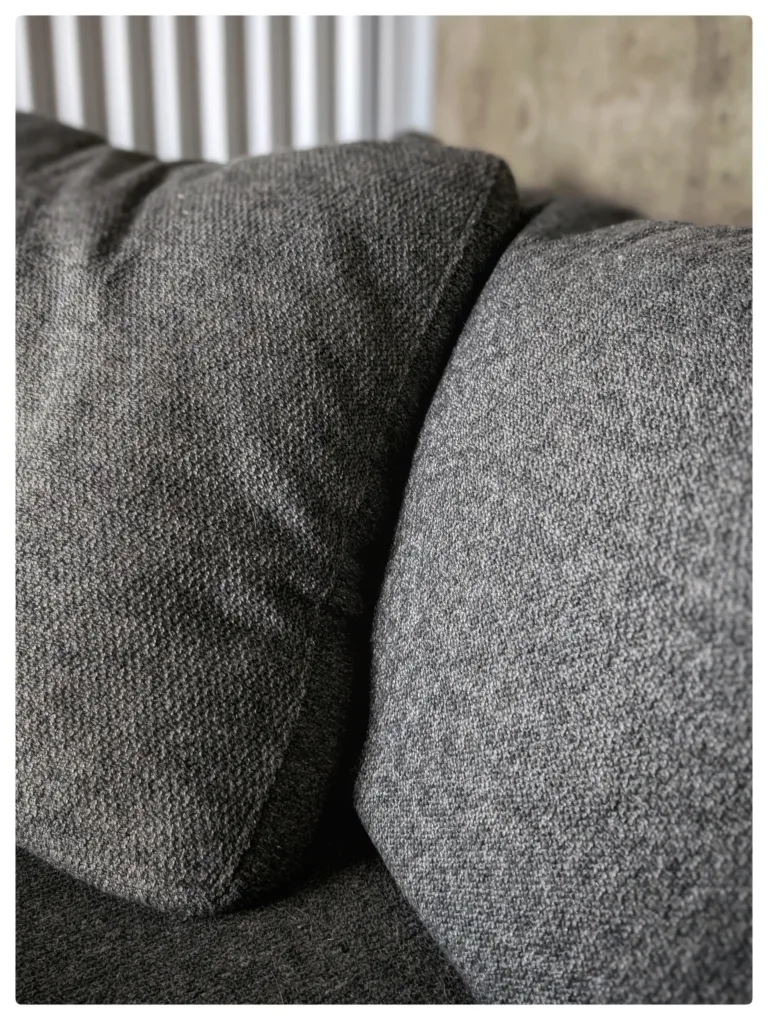 URBAN BARN COUCH image indicator(6)