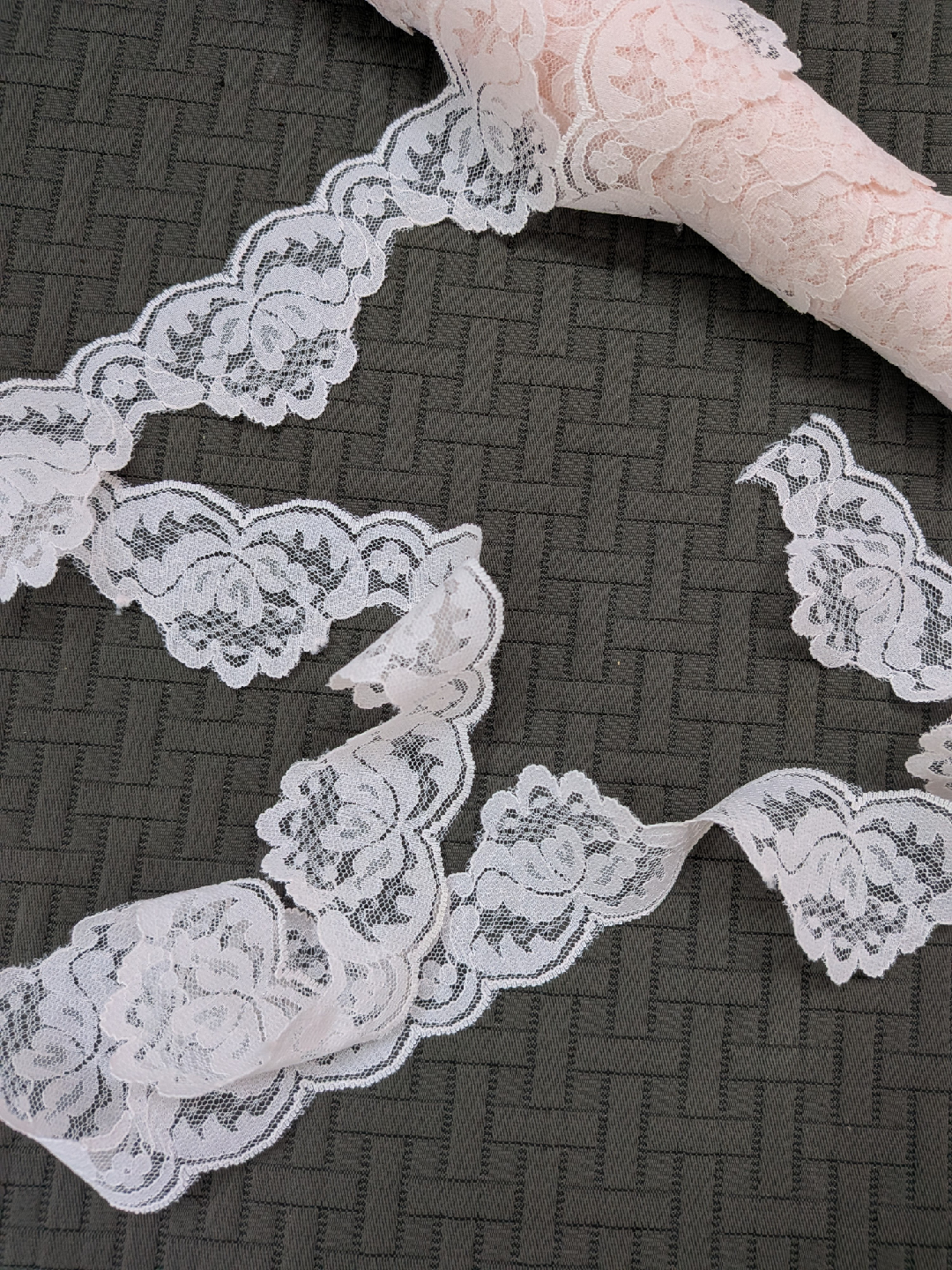 Bundle of THREE YARDS pale pink heart lace