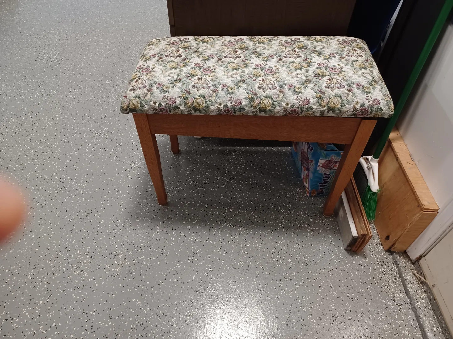 Upholstered Floral Pattern Ottoman image indicator(2)