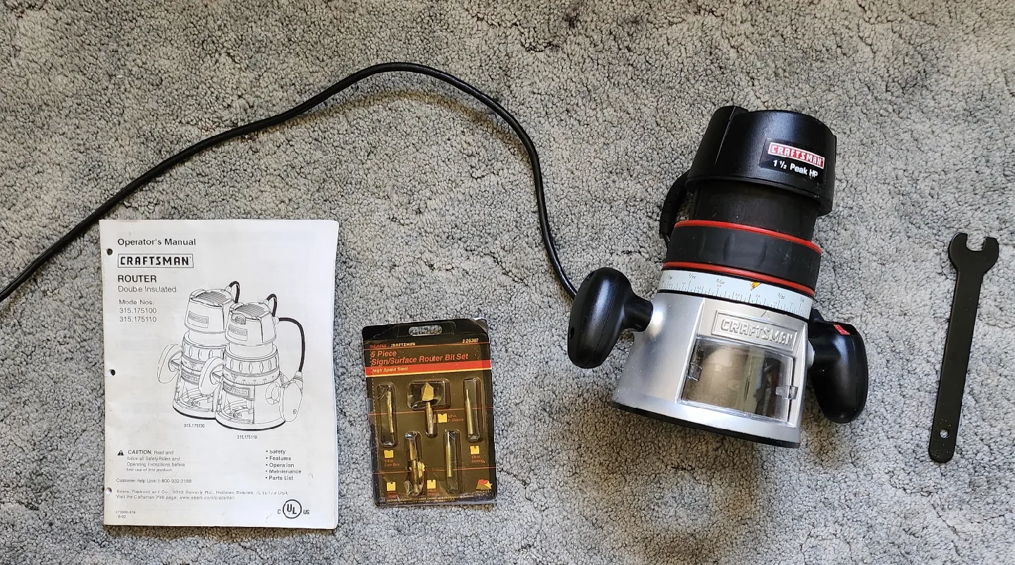 Craftsman 1 1/2 Peak HP Router w/ Bit Set thumbnail