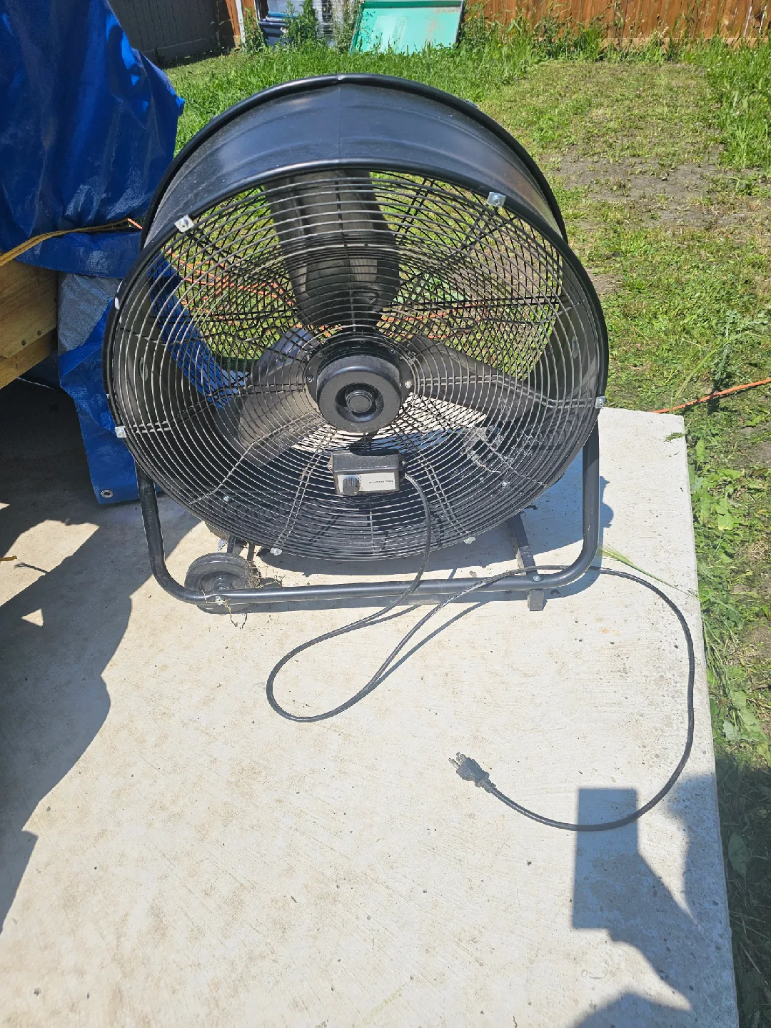 Power Fist Barrel Fan - Great Airflow! image indicator(5)