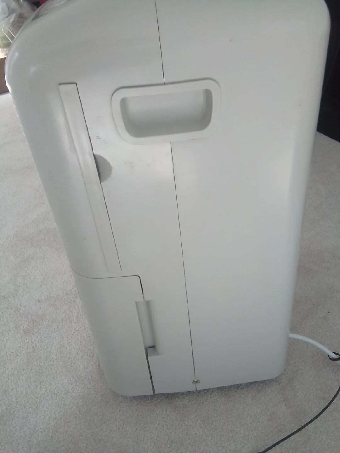 ForestAir 60-Pint Dehumidifier – Great Condition image indicator(7)