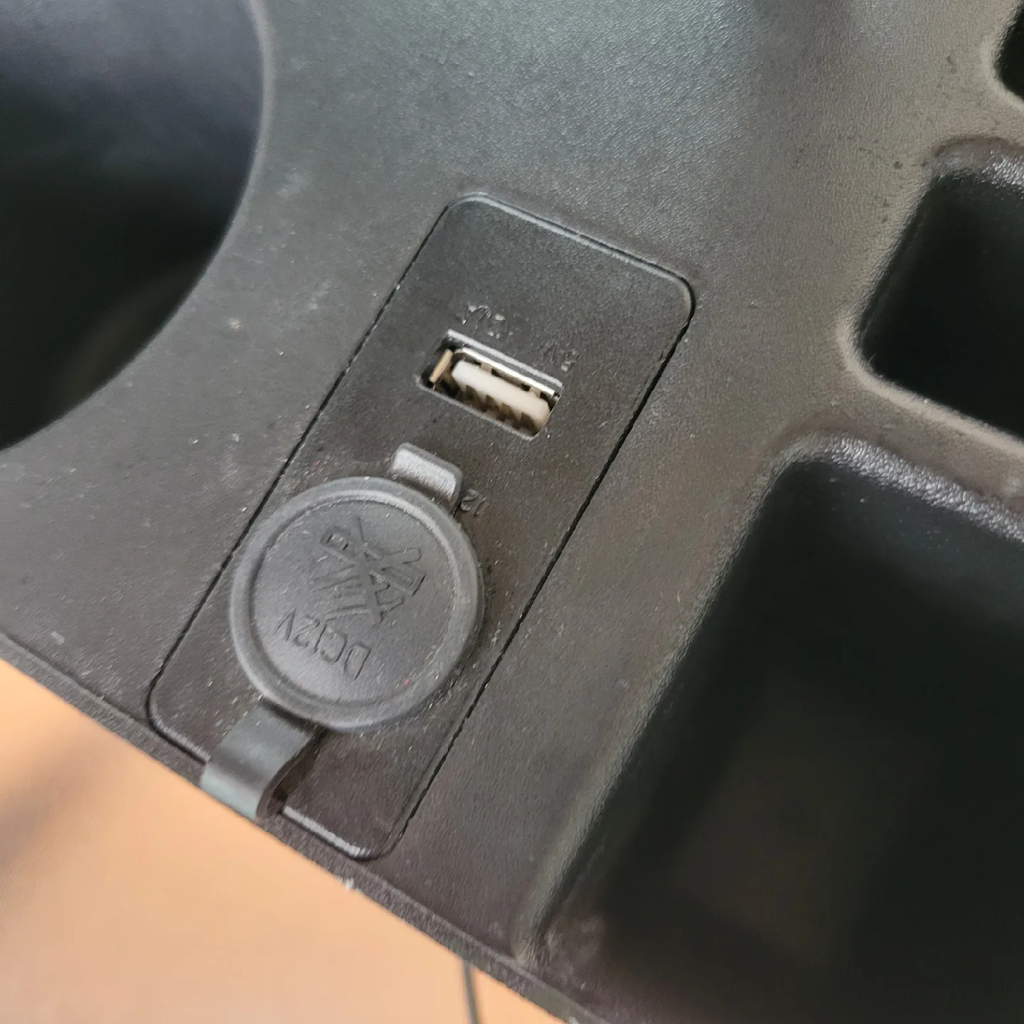 Black Car Organizer with Cup Holders & USB image indicator(2)