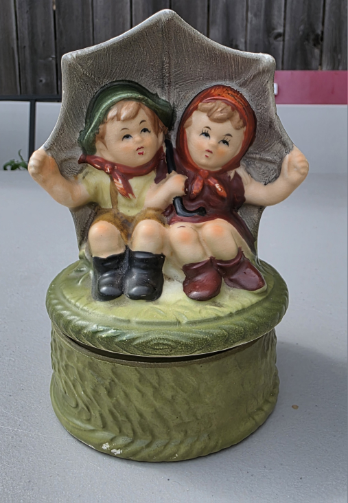 Vintage Boy & Girl Music Box