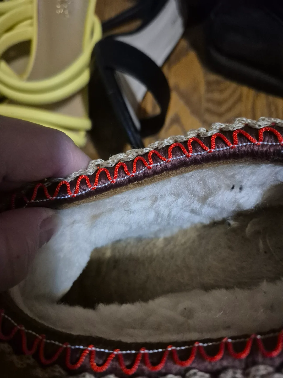 Brown Suede Slippers Size 8 image indicator(2)