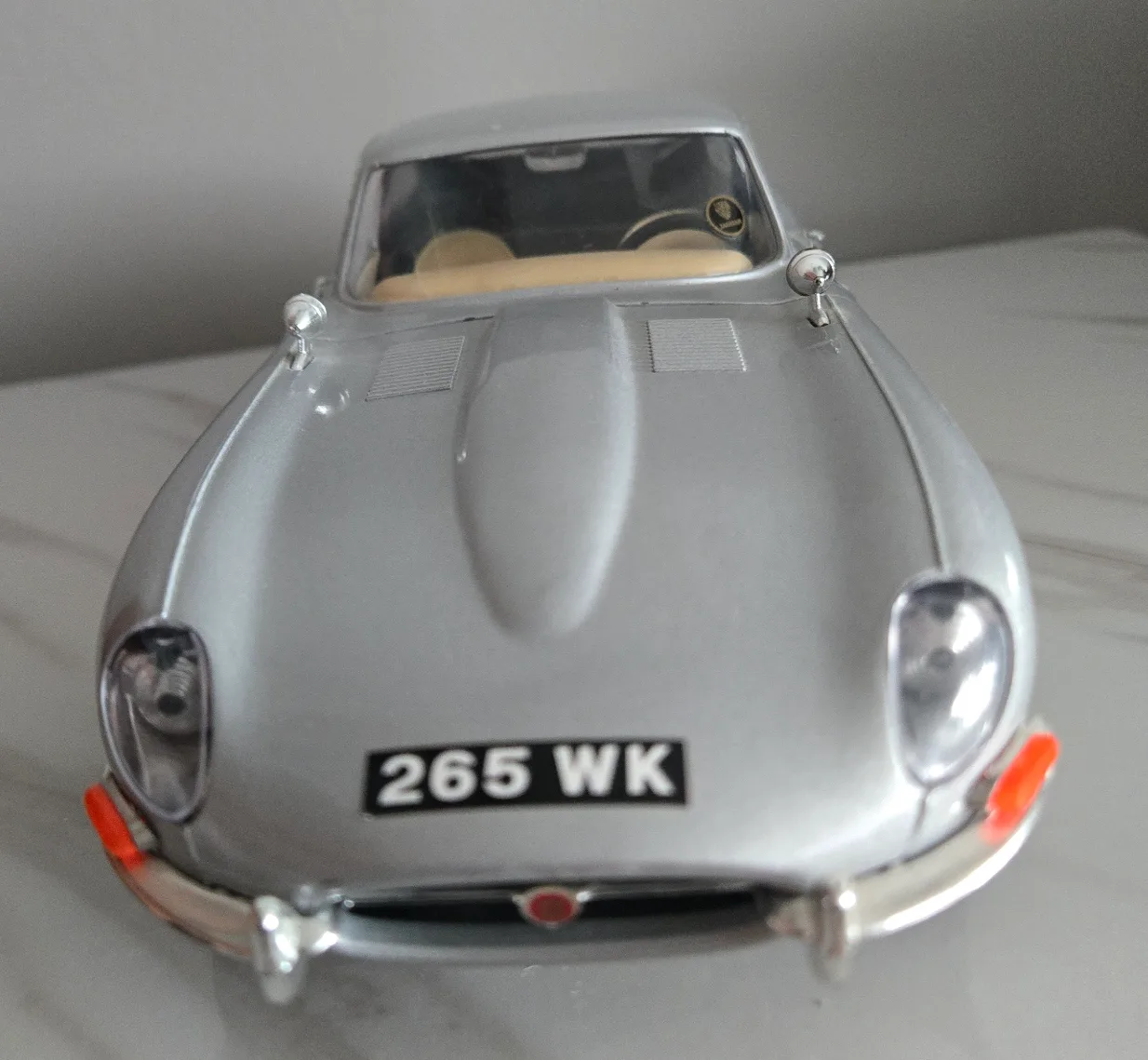 Vintage 1961Jaguar E-Type Diecast Model Car #3038 image indicator(7)