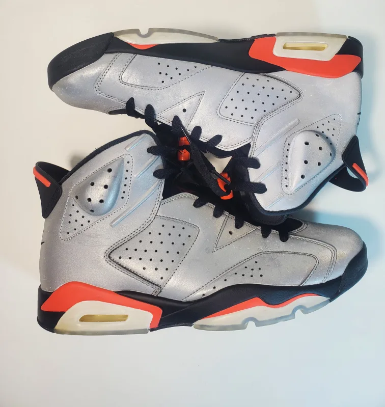 Jordan 6 Retro Reflections of a Champion C14072-001 Size 11.5 image indicator(8)