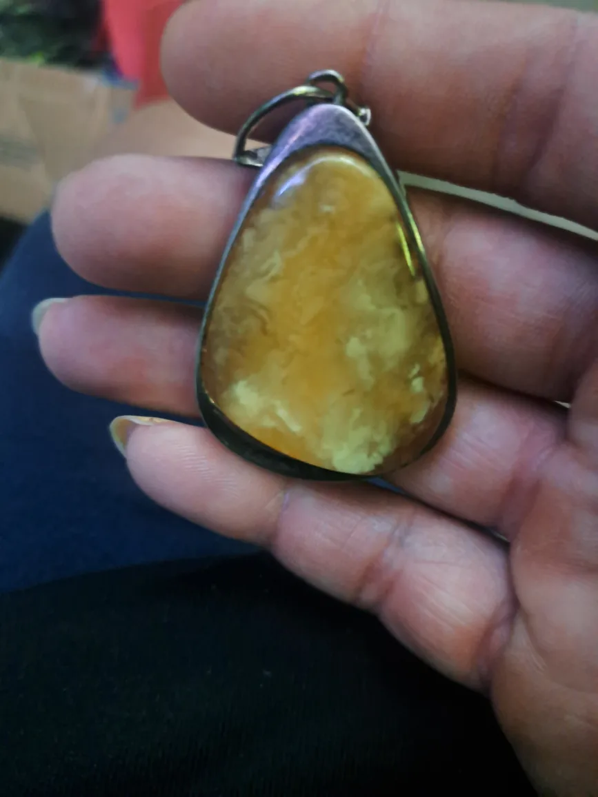 Amber Pendant image indicator(2)
