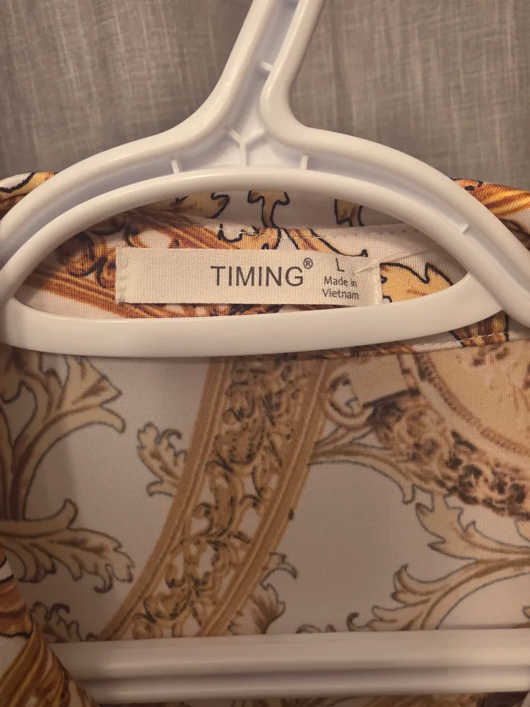 Fashion Nova Amara Top - Size L image indicator(6)