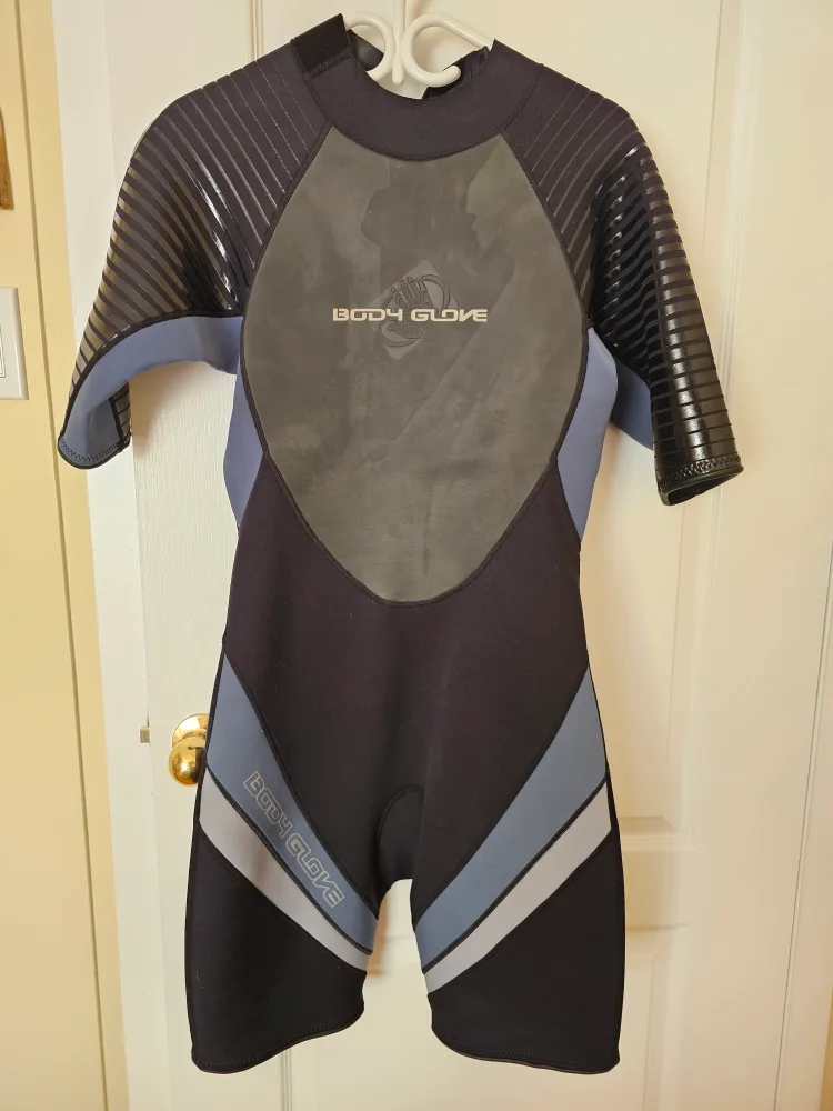 Body Glove Wetsuit - Size L - thumbnail