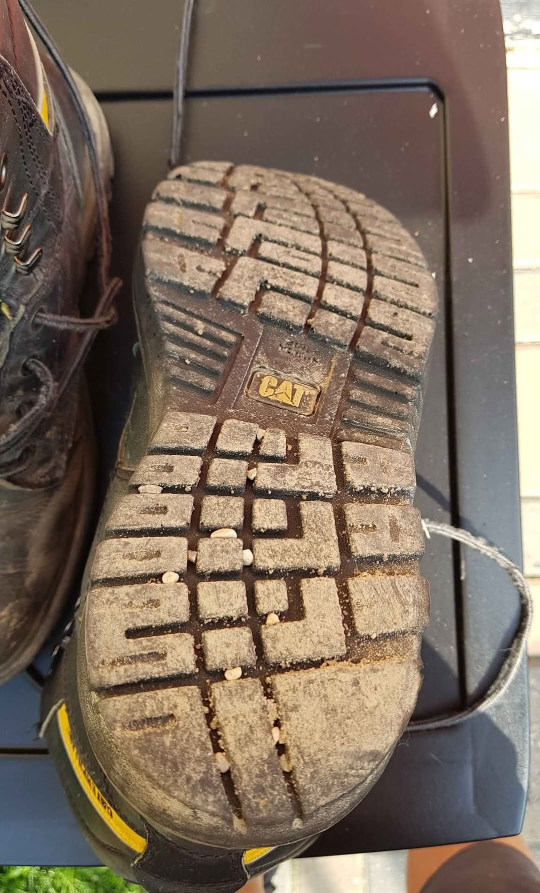 Caterpillar steel toe work boots size 9 - photo 3