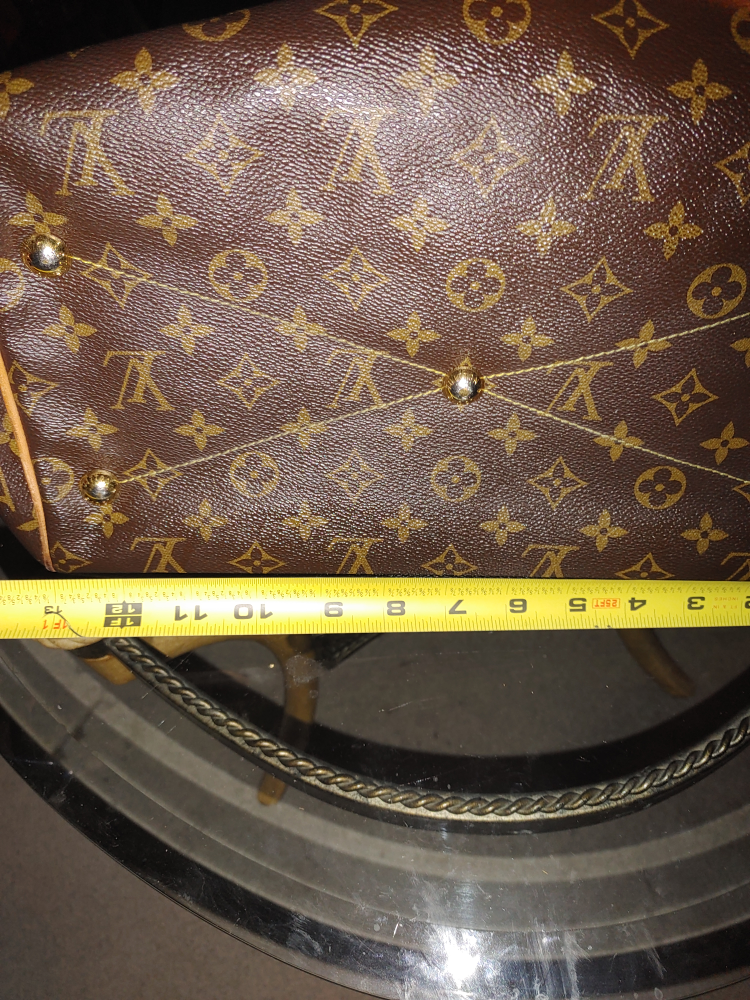 Louis Vuitton Monogram Canvas Handbag - photo 3