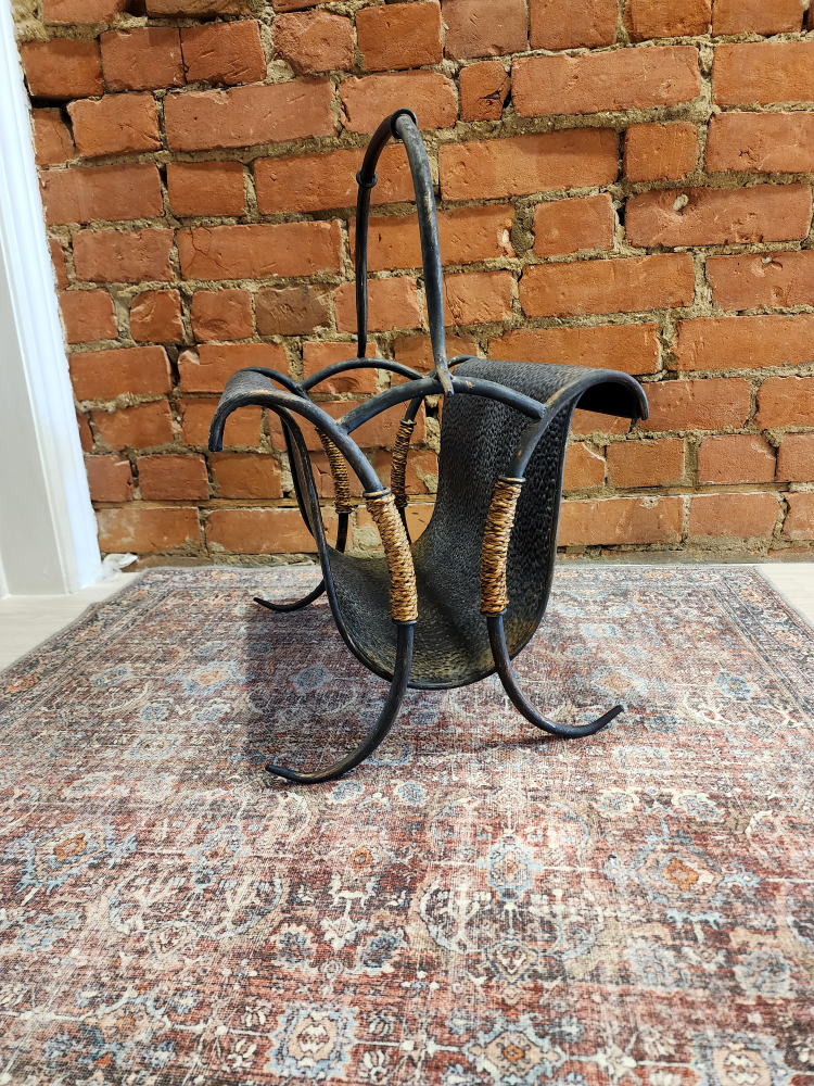 Vintage Metal Rustic Magazine Rack / Holder - photo 2
