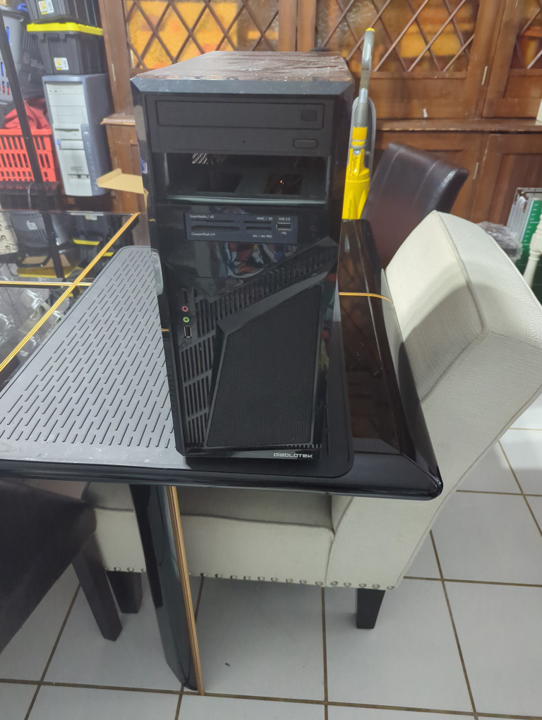 Biblotek PC Tower