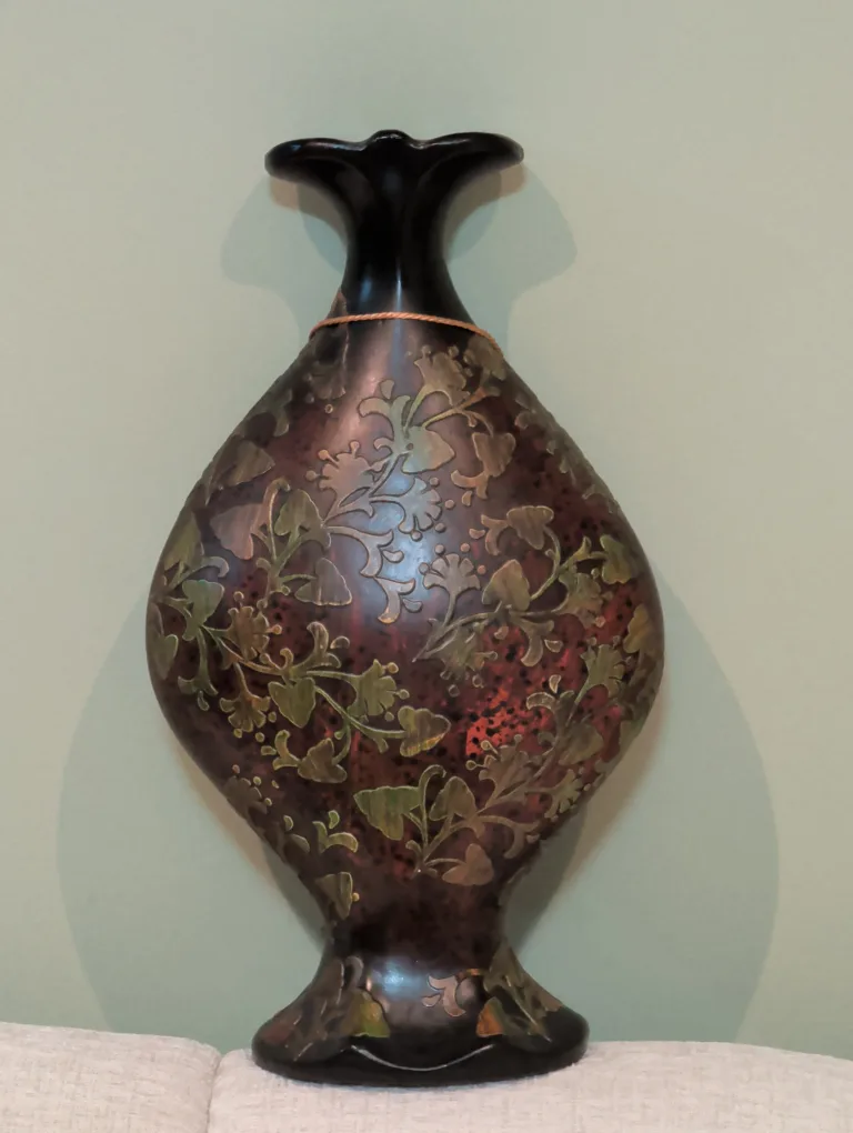 Decorative Brown Vase with Floral Design image indicator(4)