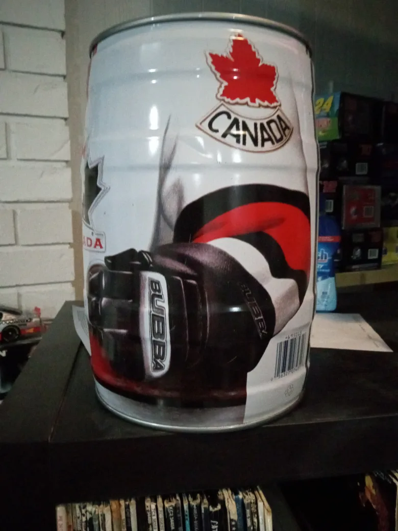 Molson NHL Bubba Keg image indicator(3)