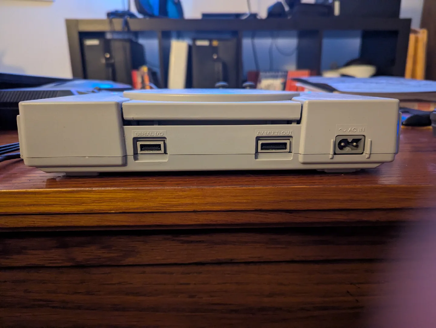 Working PlayStation 1 with 1 dualshock controller and 3 games image indicator(8)