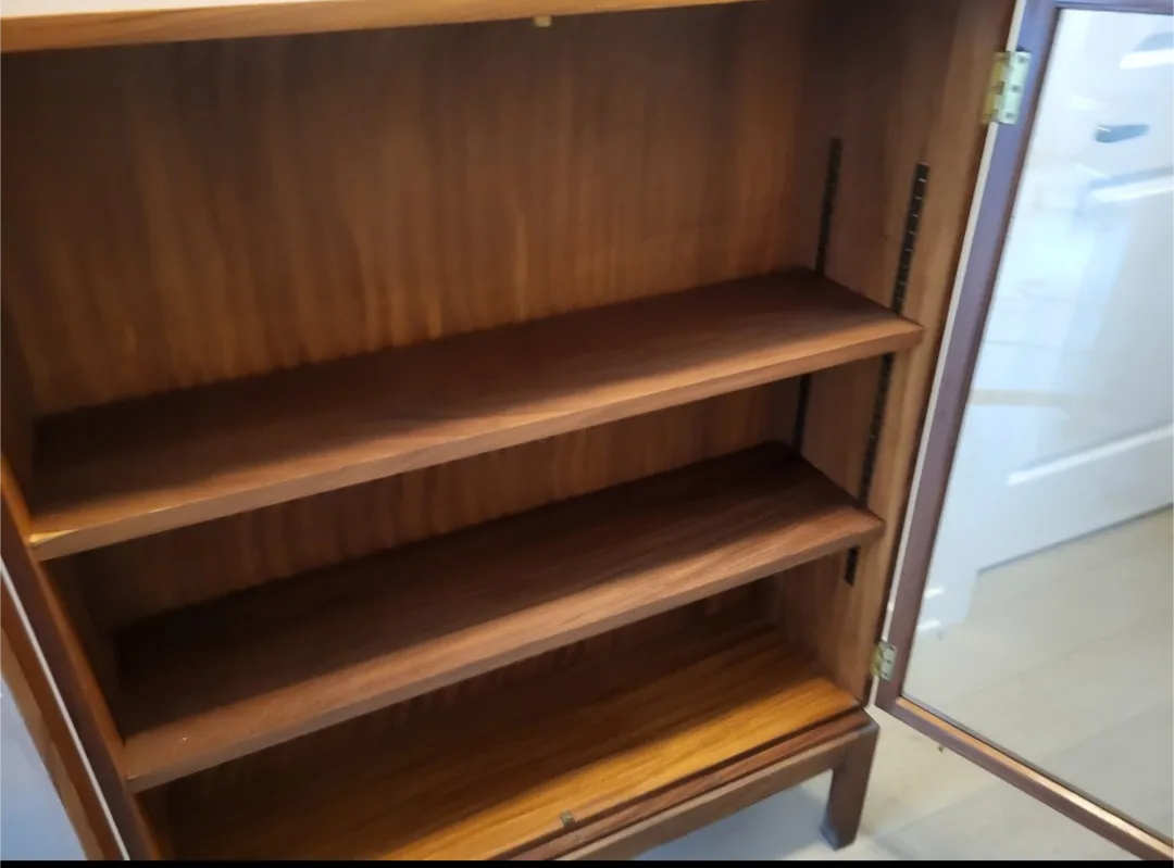 MCM Teak Small Display Cabinet with Glass Doors image indicator(5)