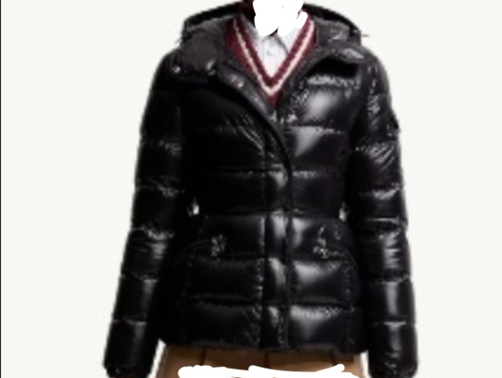 moncler size small jacket - photo 5