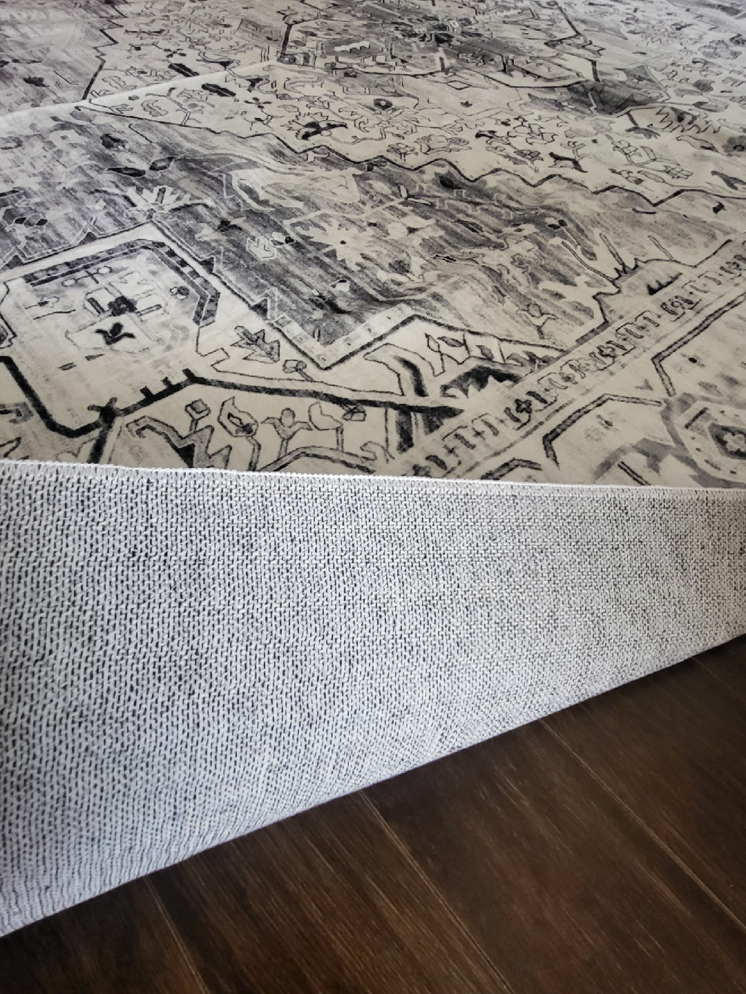 8ft X 10ft Area rug (Brand new) - photo 2