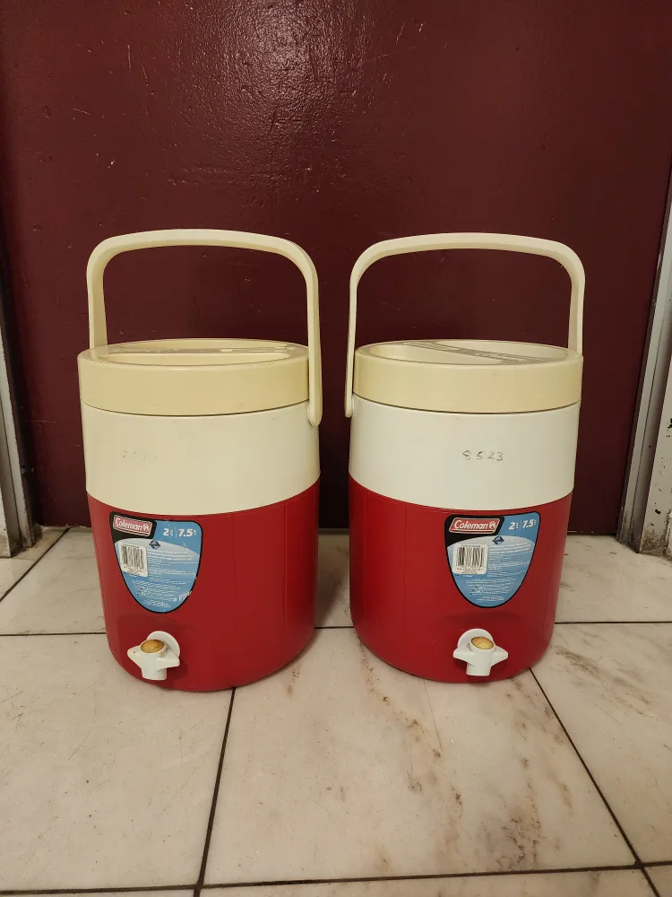 Coleman 7.5 L Water Jug - 2 Available image indicator(2)