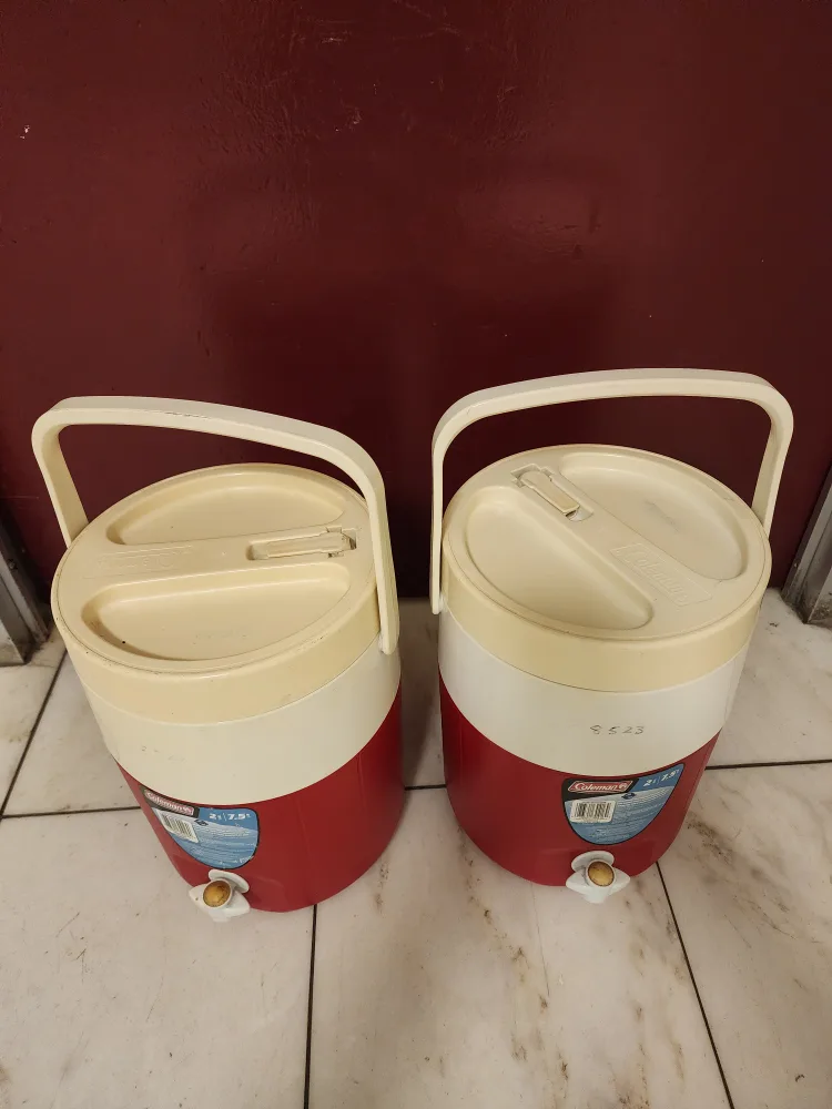 Coleman 7.5 L Water Jug - 2 Available image indicator(3)