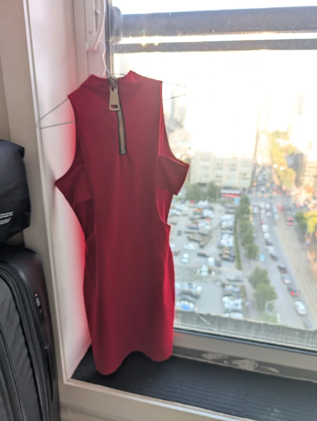 New Red Dress With Side Cut image indicator(4)