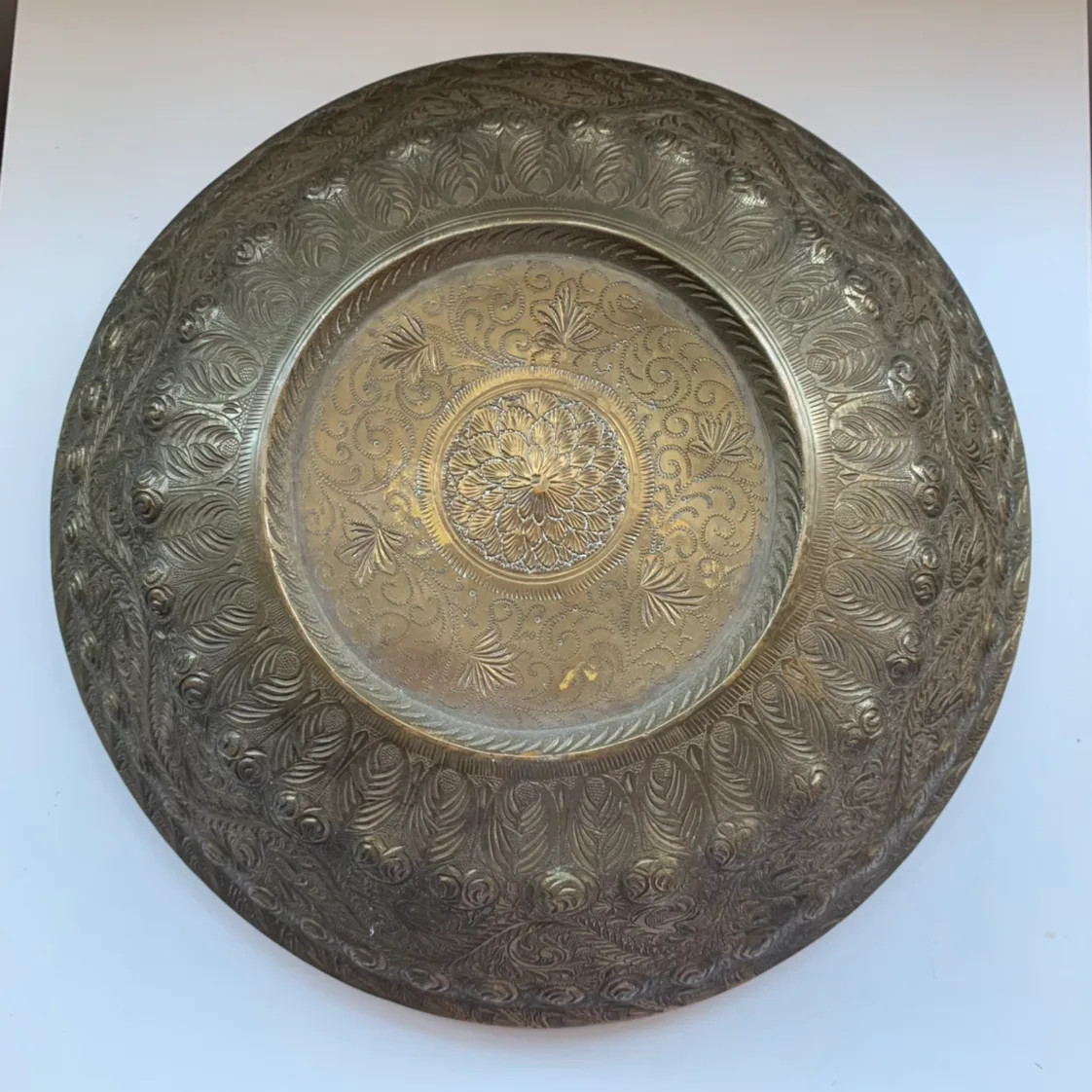 Beautiful antique brass bowl image indicator(2)