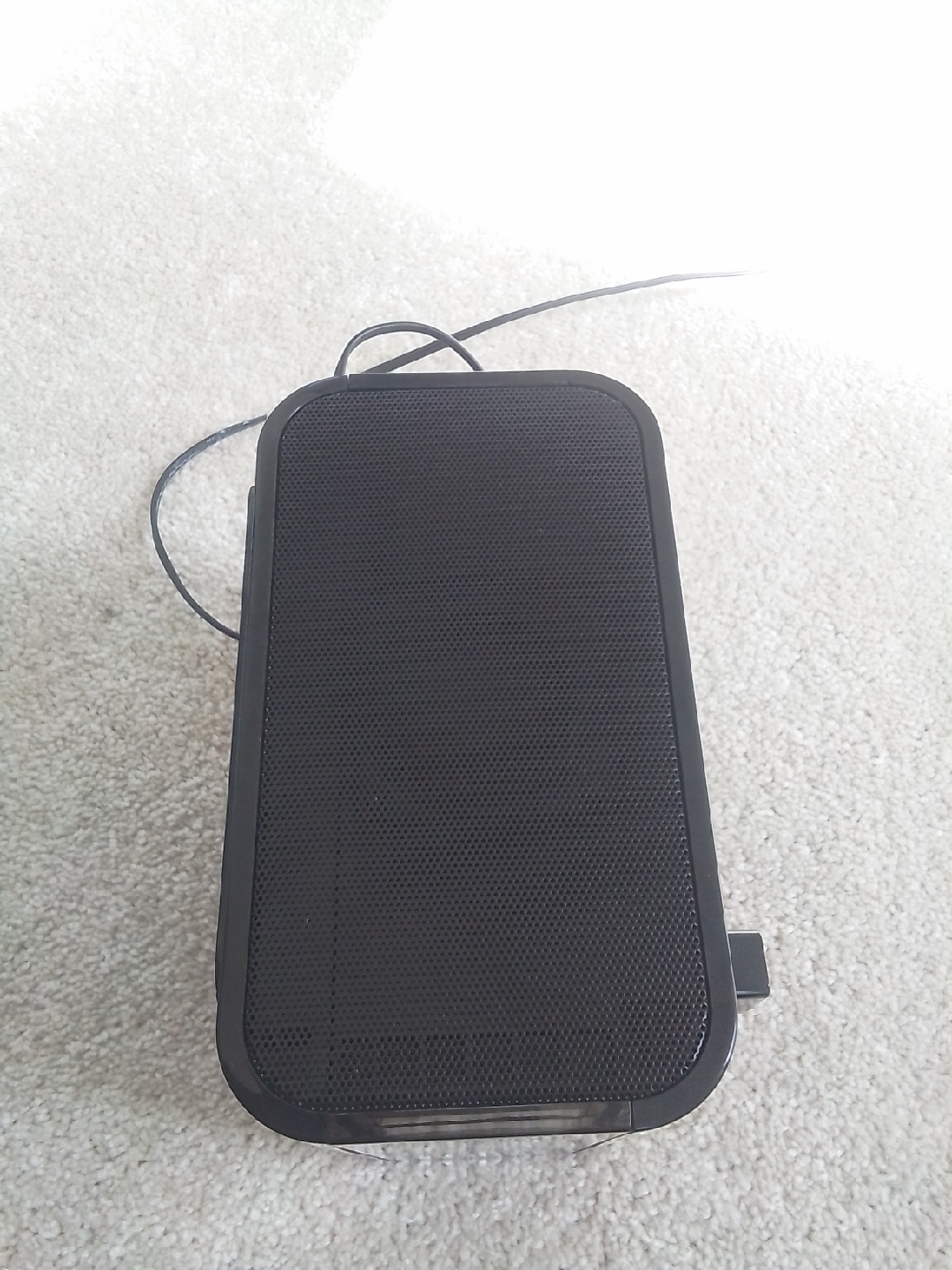 Brookstone Alarm Clock Radio iPod Dock - Black - photo 3