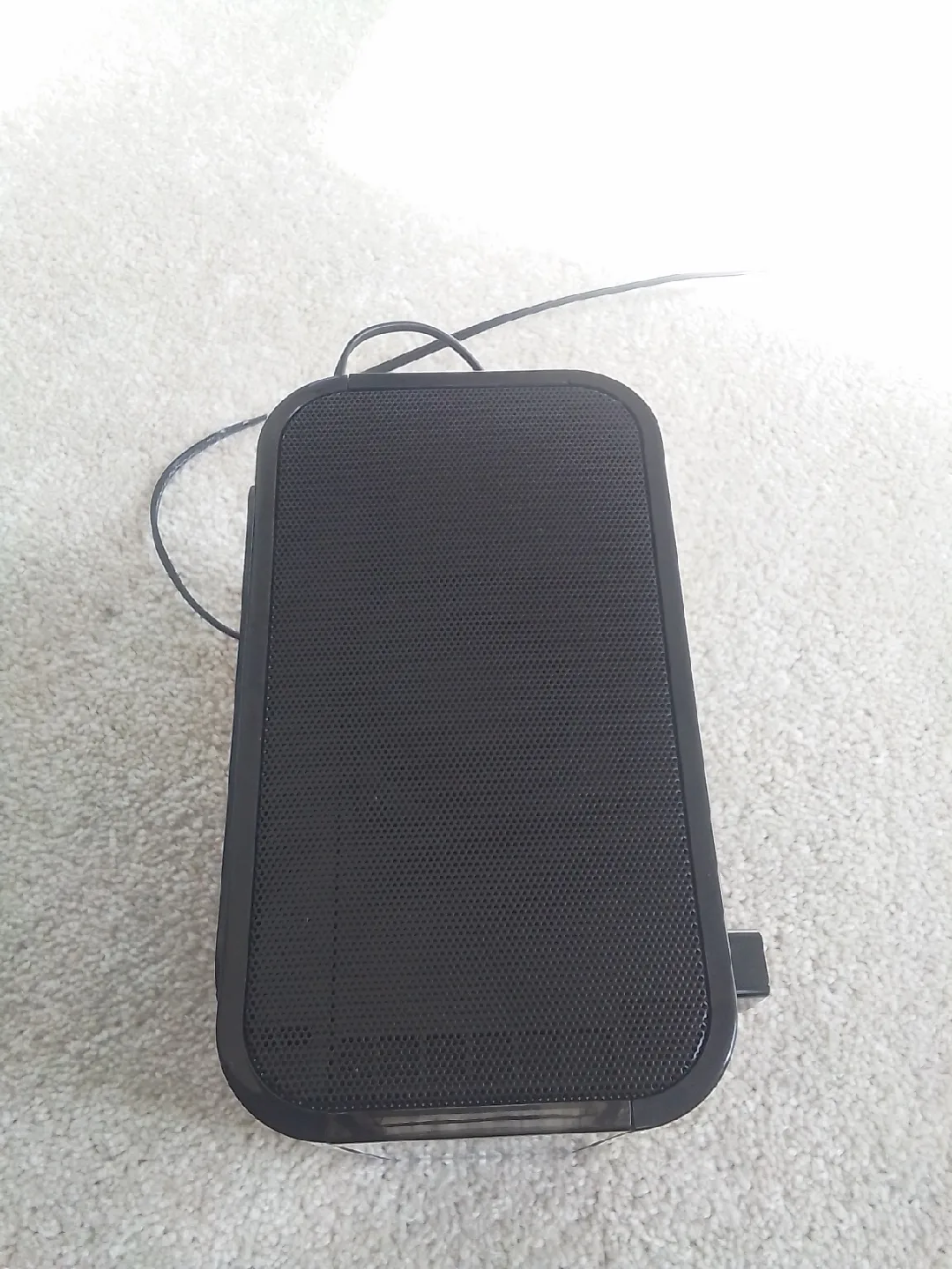 Brookstone Alarm Clock Radio iPod Dock - Black image indicator(3)