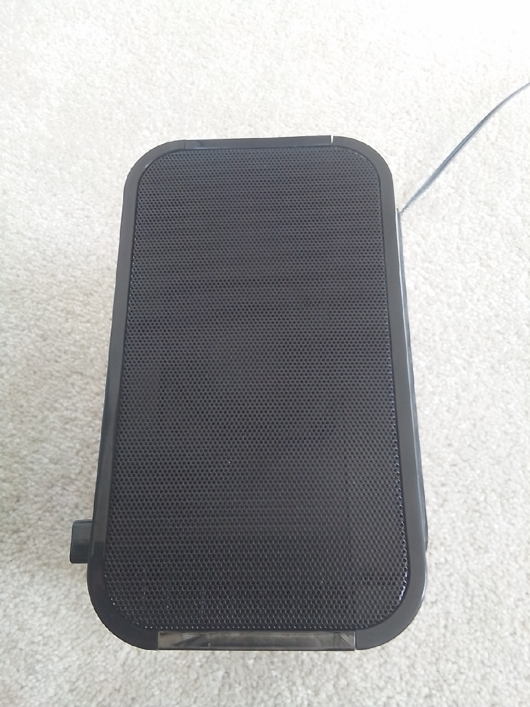 Brookstone Alarm Clock Radio iPod Dock - Black - photo 4