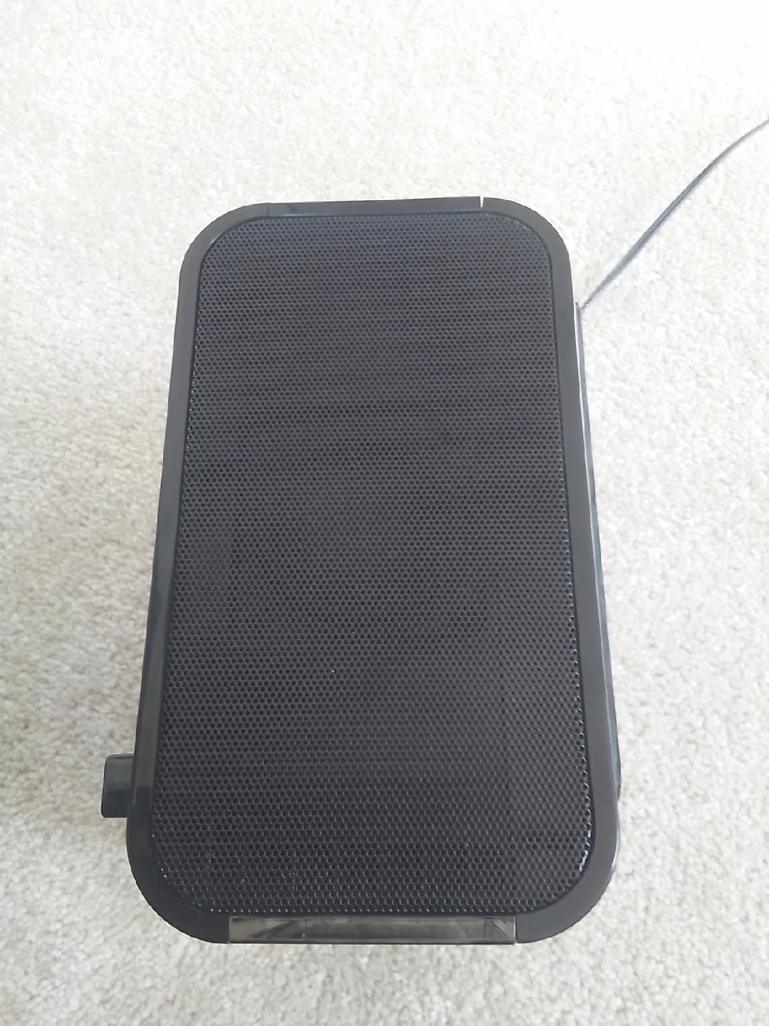 Brookstone Alarm Clock Radio iPod Dock - Black image indicator(4)